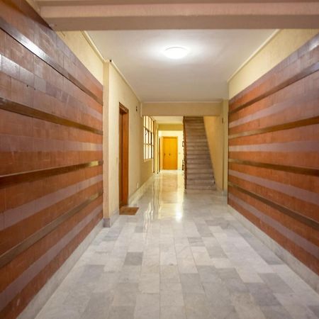 Stanza Comoda E Silenziosa Con Bagno Privato E Area Lavoro E Relax Рим Экстерьер фото