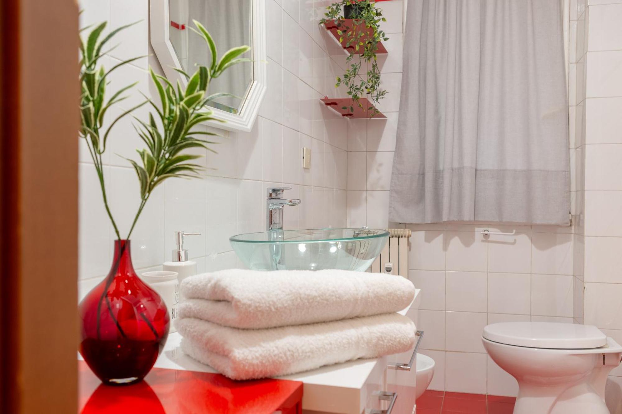 Stanza Comoda E Silenziosa Con Bagno Privato E Area Lavoro E Relax Рим Экстерьер фото