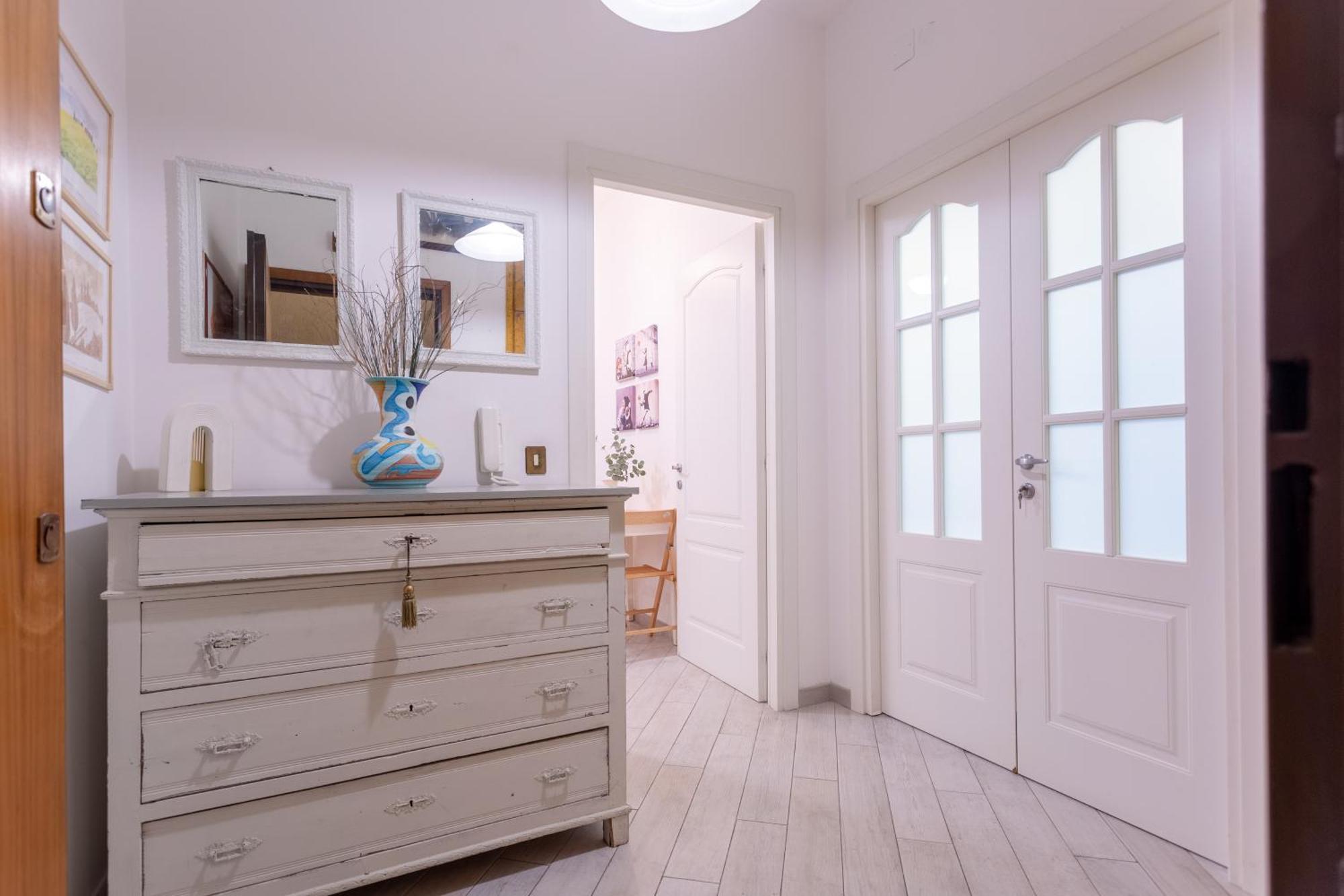 Stanza Comoda E Silenziosa Con Bagno Privato E Area Lavoro E Relax Рим Экстерьер фото